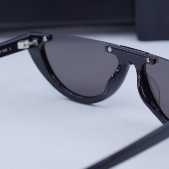 Final Price! Saint Laurent SL563 001 Black/Black Sunglasses main image 7